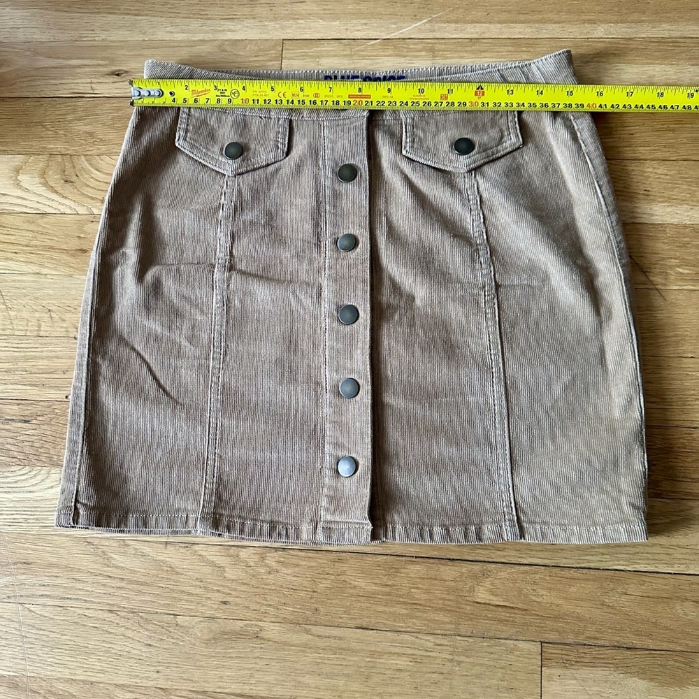 ✨ Blue Spice Taupe Corduroy‎ Mini Skirt Snap Front High Waist Size 9 ✨ - Picture 9 of 10